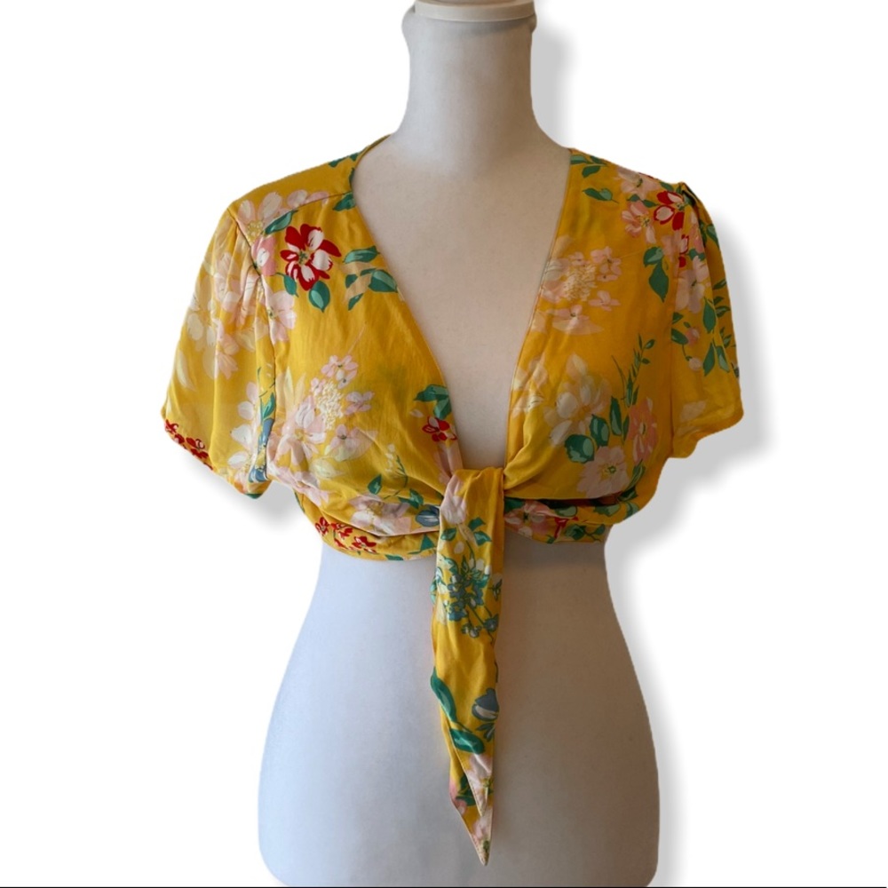 NWT Yumi Kim Crop Top